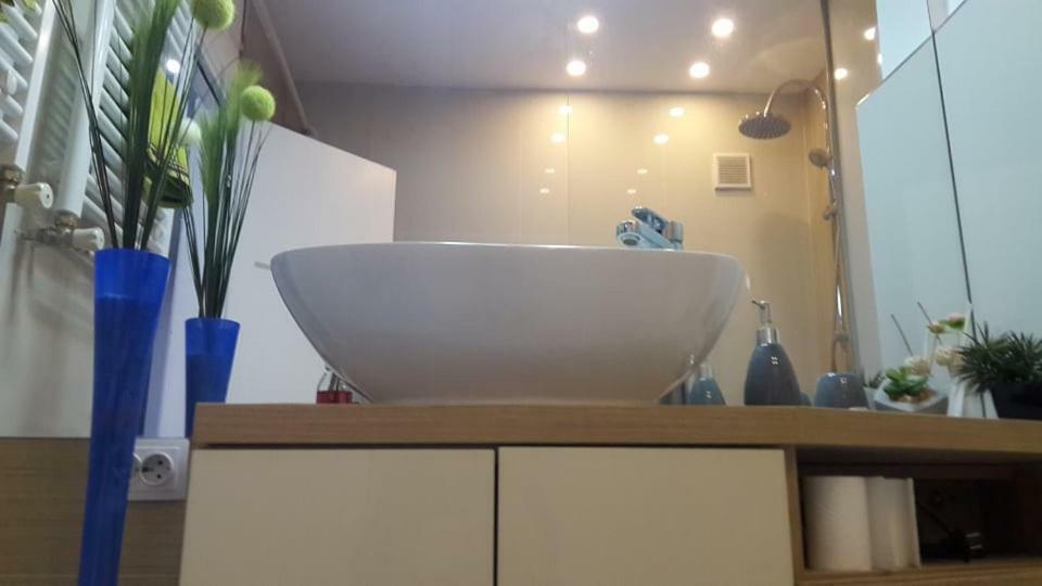Apartman Sirius Osijek Buitenkant foto