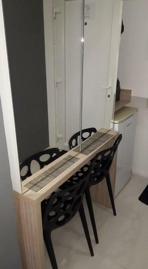 Apartman Sirius Osijek Buitenkant foto